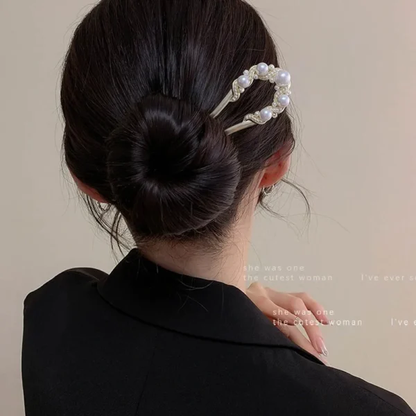 Celestial Pearl Blossom U-Shape Hairpin - Image 4